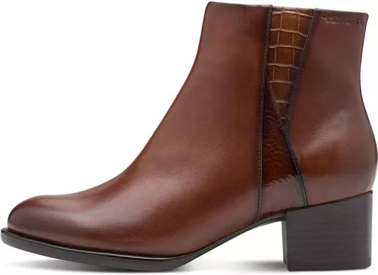 Δερμάτινα Γυναικεία Μποτάκια με Μεσαίο Τακούνι Μπεζ