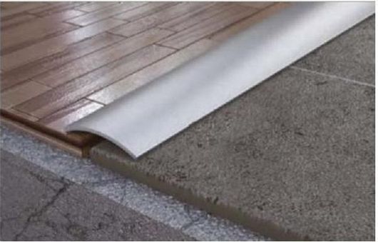 Προφίλ Τοξοειδή Αλουμινίου Αυτοκόλλητο 3.0 x 93cm