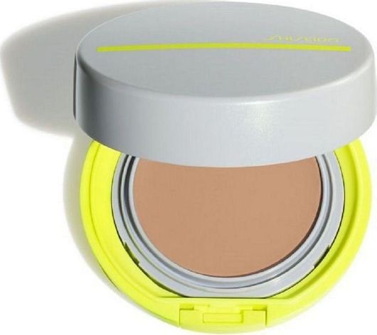 Αντηλιακό Προσώπου Shiseido Sports BB Compact Αδιάβροχη Πούδρα SPF50 με Χρώμα Medium Dark 12gr