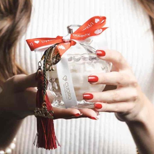 Κερί Σόγιας Στολισμένο Γούρι Μικρό με Άρωμα Mimosa