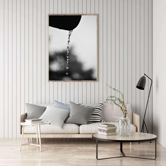 Πίνακας Μια Ασπρόμαυρη Φωτογραφία με Νερό Που Στάζει Από Βρύση 50x80cm