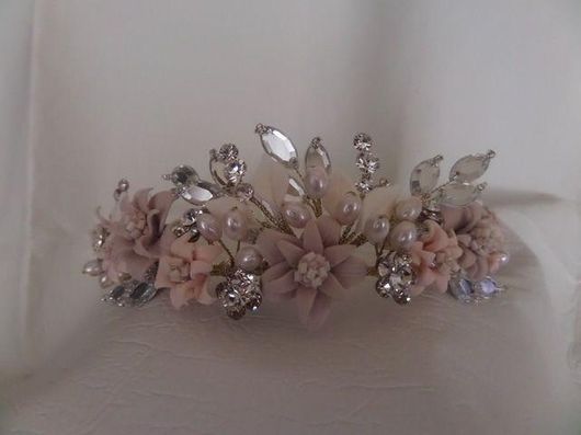 Νυφική Κουάφ Κ406 με Λουλούδια & Πέρλες