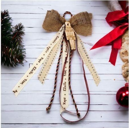 Γούρι Χειροποίητο με Ξύλινο Στοιχείο Μολυβένιο Στρατιώτη & Φιόγκο 1EPX934