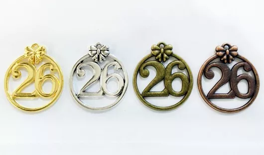 Σετ Κρεμαστά Στολίδια Ταμπελάκια Πολύχρωμα Μεταλλικά 12τμχ