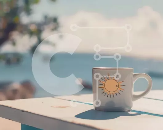 Intra Συλλεκτικό Ξύλινο Παζλ Plywood  4mm - Λευκό Φλιτζάνι Καφέ με Σχέδιο Ήλιου Κοντά στο Νερό και τις Βάρκες Σε Ξύλινο Κουτί - Διαστάσεις Puzzle: 10x10 cm – 25 κομμάτια