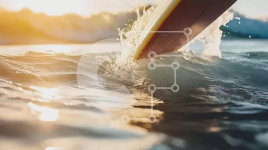 Intra Συλλεκτικό Ξύλινο Παζλ Plywood  4mm - Σέρφερ που ιππεύει ένα κύμα κατά την ανατολή ή τη δύση του ηλίου Σε Ξύλινο Κουτί - Διαστάσεις Puzzle: 10x10 cm – 25 κομμάτια