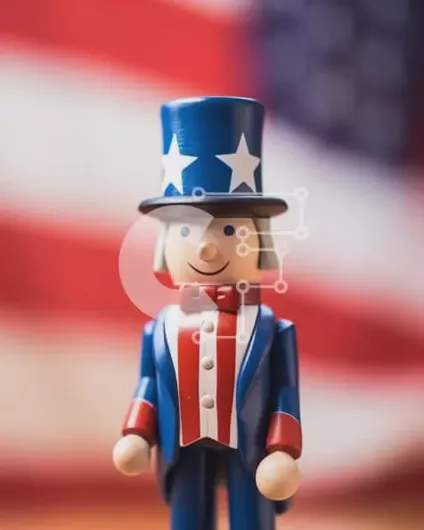 Intra Συλλεκτικό Ξύλινο Παζλ Plywood  4mm - Ειδώλιο παιχνιδιού θείου με αμερικανική σημαία Σε Ξύλινο Κουτί - Διαστάσεις: 10x10 cm – 25 κομμάτια