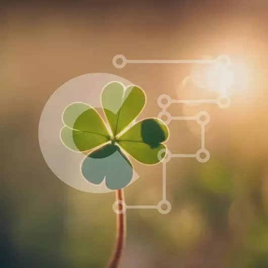 Intra Συλλεκτικό Ξύλινο Παζλ Plywood  4mm - Μονόφυλλο τετράφυλλο τριφύλλι που συμβολίζει την τύχη και την ημέρα του Αγίου Πατρικίου Σε Ξύλινο Κουτί - Διαστάσεις: 10x10 cm – 25 κομμάτια