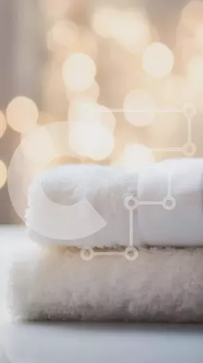 Intra Συλλεκτικό Ξύλινο Παζλ Plywood  4mm - Πολυτελείς λευκές πετσέτες για μια εμπειρία σπα Σε Ξύλινο Κουτί - Διαστάσεις Puzzle: 10x10 cm – 25 κομμάτια